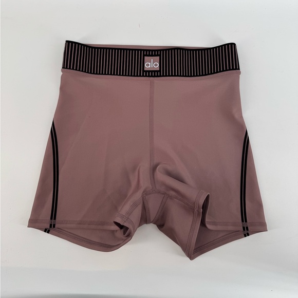 Alo Airlift High-Waist Line Up Short Smoky Quartz - Picture 1 of 4